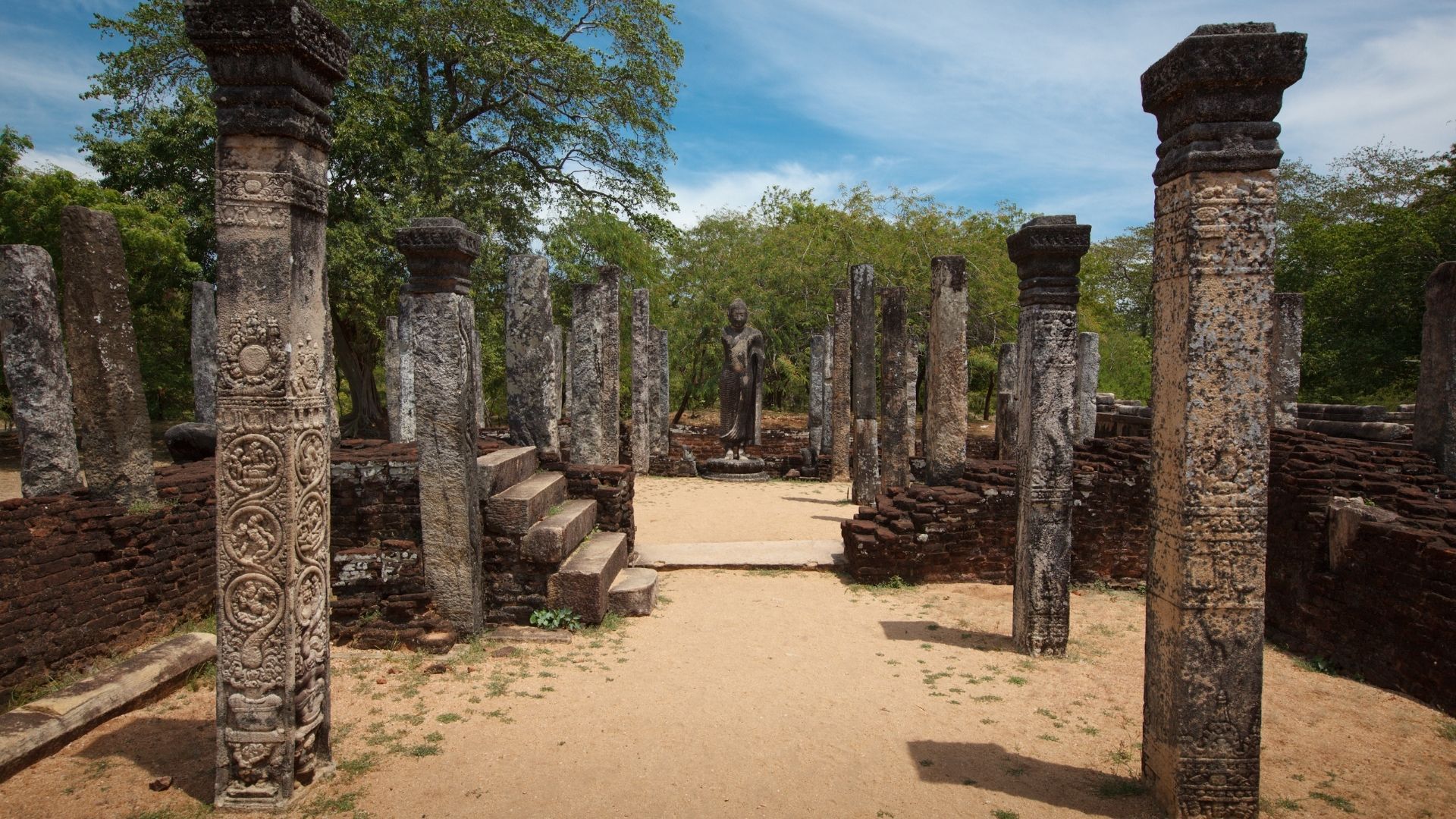 The ancient city of Polonnwara